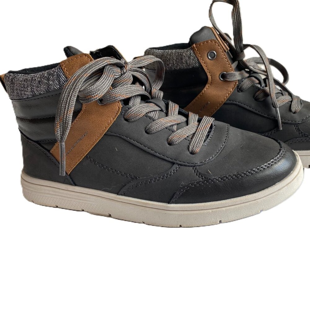 3/$15 | Little Boy Dressy Sneaker Size 3 Gray and Tan Leather Like